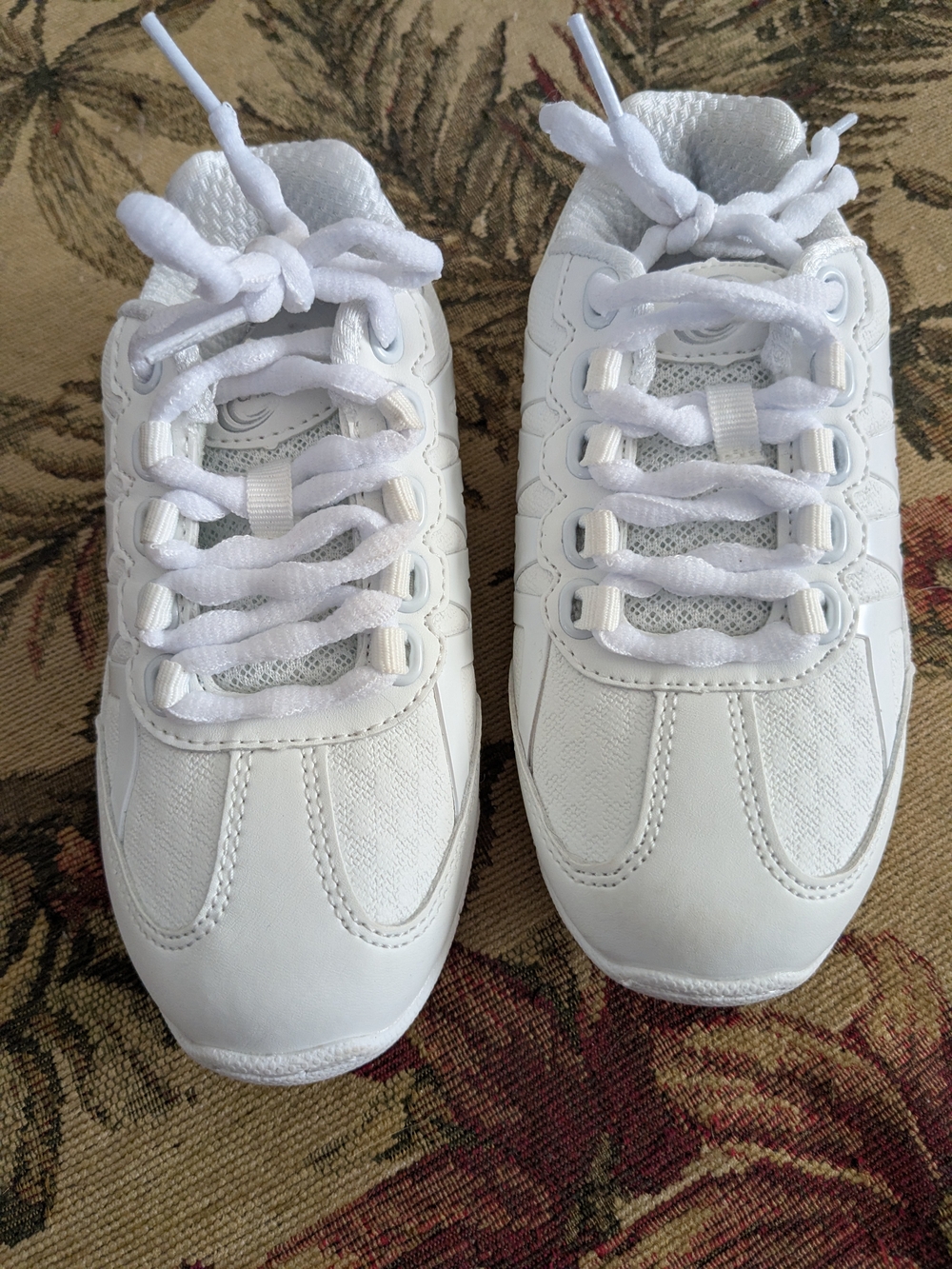 Chasse' Cheerleading Tennis Shoes